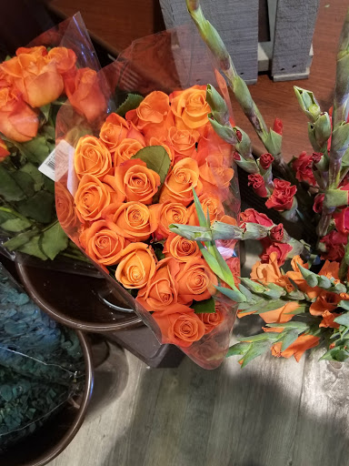 Grocery Store «Safeway», reviews and photos, 190 John Hunn Brown Rd, Dover, DE 19901, USA