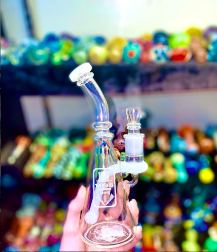 Tobacco Shop «Carbon Glass Tech Smoke Shop», reviews and photos, 5840 Stirling Rd, Hollywood, FL 33021, USA