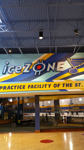 Outlet Mall «St. Louis Outlet Mall», reviews and photos, 5555 St.Louis Mills Blvd, Hazelwood, MO 63042, USA