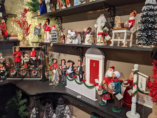 Christmas Store «Historical Christmas Barn», reviews and photos, 150 Danbury Rd, Wilton, CT 06897, USA