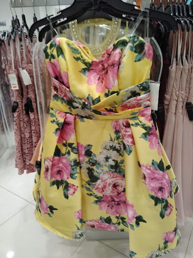 Dress Store «Camille La Vie», reviews and photos, 11401 Pines Blvd #698, Pembroke Pines, FL 33026, USA