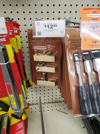 Hardware Store «Harbor Freight Tools», reviews and photos, 270 Peninsula Blvd, Hempstead, NY 11550, USA