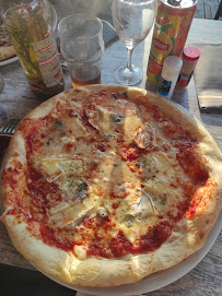 Pizza du Pizzeria San martino à Bréhal - n°19