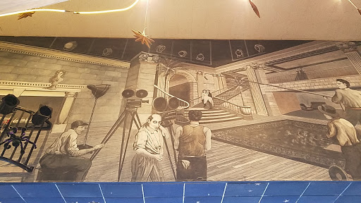 Movie Theater «Cinema 12 Theatre: Classic Cinemas», reviews and photos, 100 L W Besinger Dr, Carpentersville, IL 60110, USA