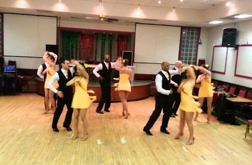 Imagen del negocio Clases de Salsa y Bachata Manuel Becerra en Madrid, Madrid