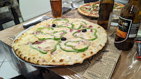 Plats et boissons du Pizzeria Pizz'burg à Brioude - n°3