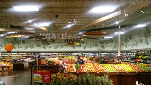 Grocery Store «Kroger», reviews and photos, 4777 Kenard Ave, Cincinnati, OH 45232, USA