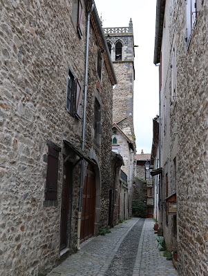 Village médiéval de BLESLE. à Blesle