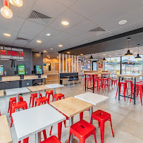 Atmosphère du Restaurant KFC Lyon Meyzieu - n°13
