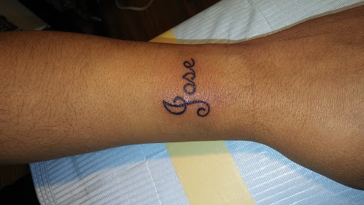 Tattoo Shop «Uptown Ink», reviews and photos, 906 Penn St, Reading, PA 19602, USA