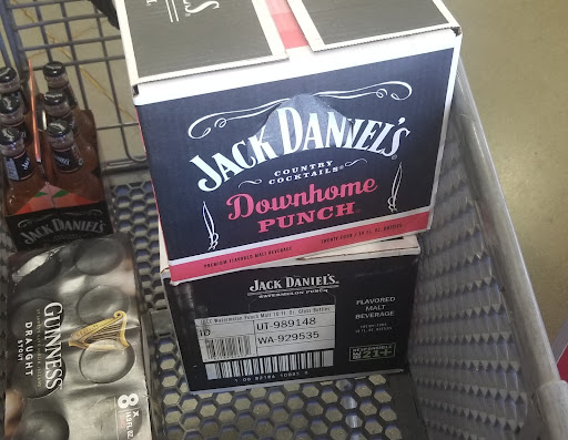 Wine Store «BevMo!», reviews and photos, 2860 W Grant Line Rd, Tracy, CA 95304, USA