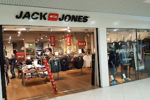 JACK & JONES