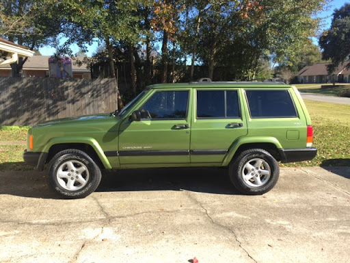 Auto Body Shop «Maaco Collision Repair & Auto Painting», reviews and photos, 15230 Creosote Rd, Gulfport, MS 39503, USA