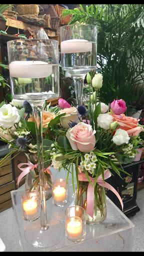 Florist «Rogers Park Florist», reviews and photos, 1415 W Morse Ave, Chicago, IL 60626, USA