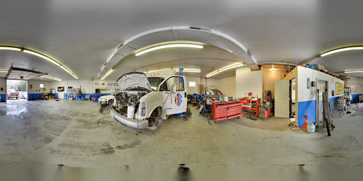 Used Car Dealer «Harris Boyz Auto», reviews and photos, 2115 S Riverside Dr, Iowa City, IA 52246, USA