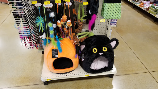 Pet Supply Store «PetSmart», reviews and photos, 181 Wilson Ave, Hanover, PA 17331, USA