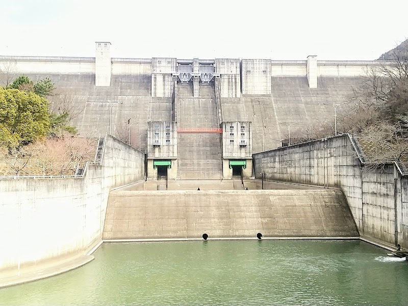 一庫唐松公園