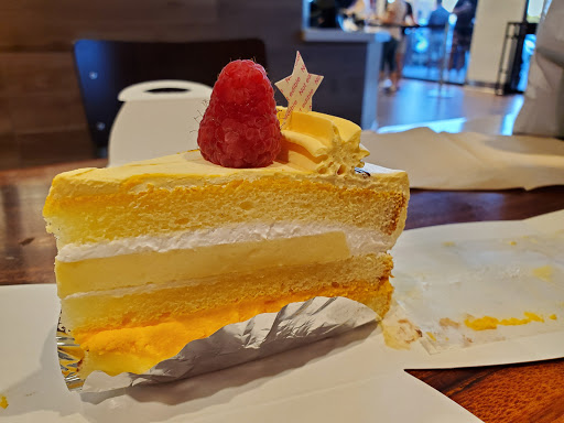 Shopping Mall «Diamond Jamboree», reviews and photos, 2700-2750 Alton Pkwy, Irvine, CA 92606, USA