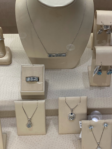 Jewelry Store «Jared The Galleria of Jewelry», reviews and photos, 301 W Plano Pkwy, Plano, TX 75075, USA