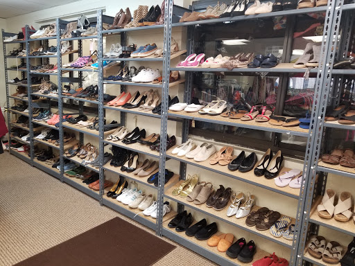 Thrift Store «Ort Resale Store», reviews and photos, 800 Central Ave, Highland Park, IL 60035, USA