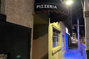 Sam's Pizzeria & Cantina image
