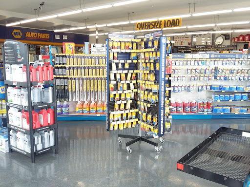 Auto Parts Store «NAPA Auto Parts - SPC- Sumner», reviews and photos, 1312 Main St, Sumner, WA 98390, USA