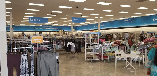 Clothing Store «Ross Dress for Less», reviews and photos, 3129 Market Center Drive, Morrisville, NC 27560, USA