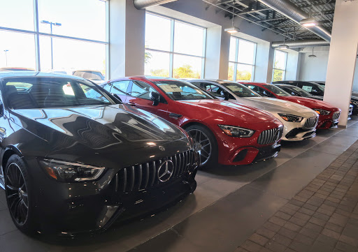 Mercedes Benz Dealer «Mercedes-Benz of Valencia», reviews and photos, 23355 Valencia Blvd, Santa Clarita, CA 91355, USA