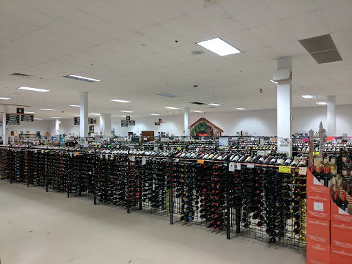 Wine Store «Yankee Spirits», reviews and photos, 207 Swansea Mall Dr, Swansea, MA 02777, USA