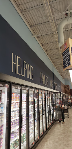 Shopping Mall «Essex Green Shopping Center», reviews and photos, 495 Prospect Ave, West Orange, NJ 07052, USA