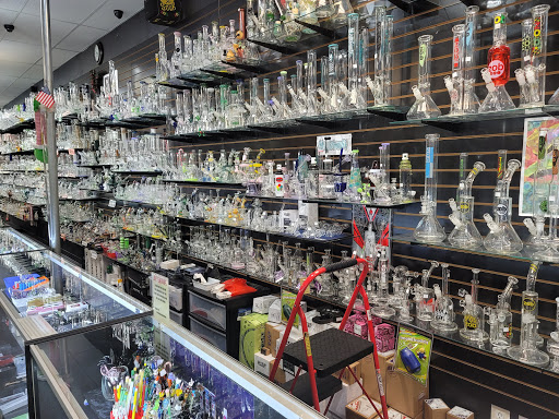 Tobacco Shop «Glass Warehouse Smoke Shop», reviews and photos, 6140 Van Buren Boulevard, Riverside, CA 92503, USA