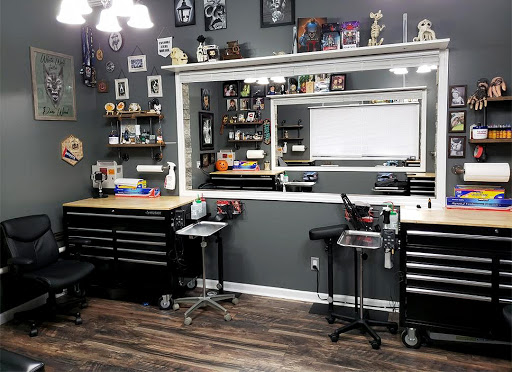 Tattoo Shop «White Wolf Tattoo», reviews and photos, 2889 NJ-35, Hazlet, NJ 07730, USA