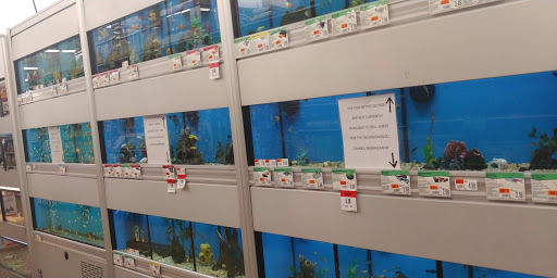 Pet Supply Store «Pet Supplies Plus», reviews and photos, 7701 Mall Rd, Florence, KY 41042, USA