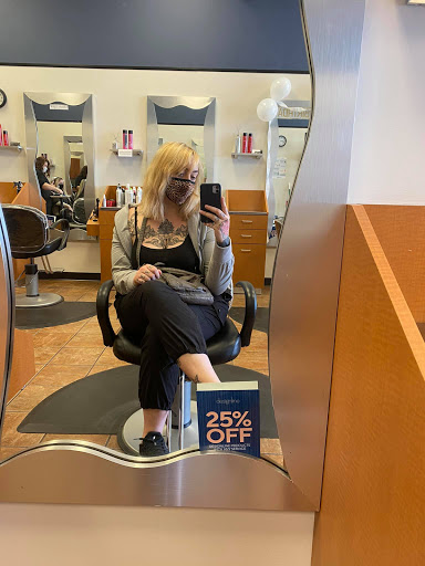 Hair Salon «Fiesta Salons», reviews and photos, 1725 Stringtown Rd, Grove City, OH 43123, USA