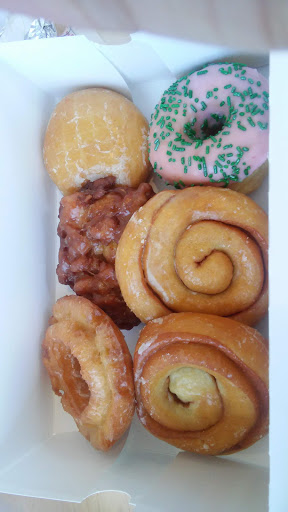 Bakery «Tip Top Donuts», reviews and photos, 745 Cobb Pkwy N, Marietta, GA 30062, USA
