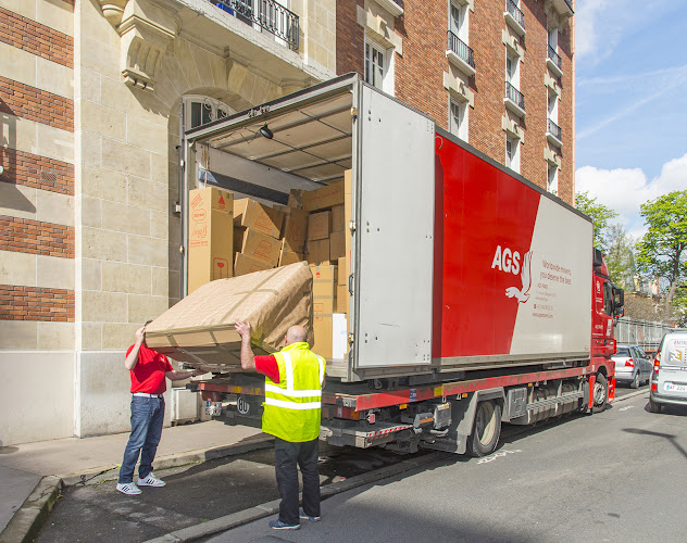 AGS International Movers - Budapest