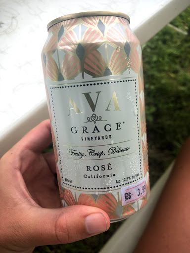 Grocery Store «River country store (live bait sold here )», reviews and photos, 2142 Mission Rd, Harpers Ferry, WV 25425, USA