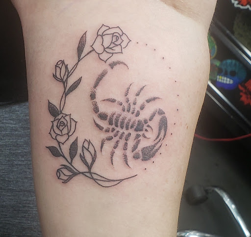 Tattoo Shop «Explosive Tattoo», reviews and photos, 28772 Ocean Gateway, Salisbury, MD 21801, USA