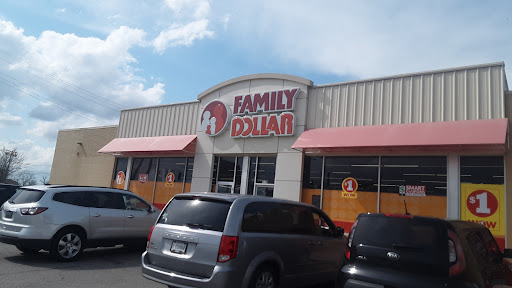 Dollar Store «FAMILY DOLLAR», reviews and photos, 230 W Main St, Greensburg, IN 47240, USA
