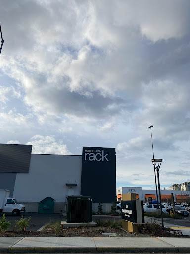 Bakery «Krispy Kreme Doughnuts», reviews and photos, 4302 Tacoma Mall Blvd, Tacoma, WA 98409, USA