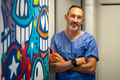 Dr Collin Matthieu chirurgien buccal et implantologue à Sanary-sur-Mer