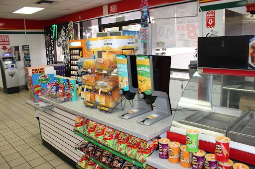 Gas Station «Fastrip Food Store», reviews and photos, 10306 Arlington Ave, Riverside, CA 92505, USA