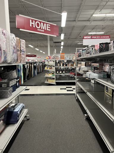 Clothing Store «Burlington Coat Factory», reviews and photos, 370 US-130, Hightstown, NJ 08520, USA