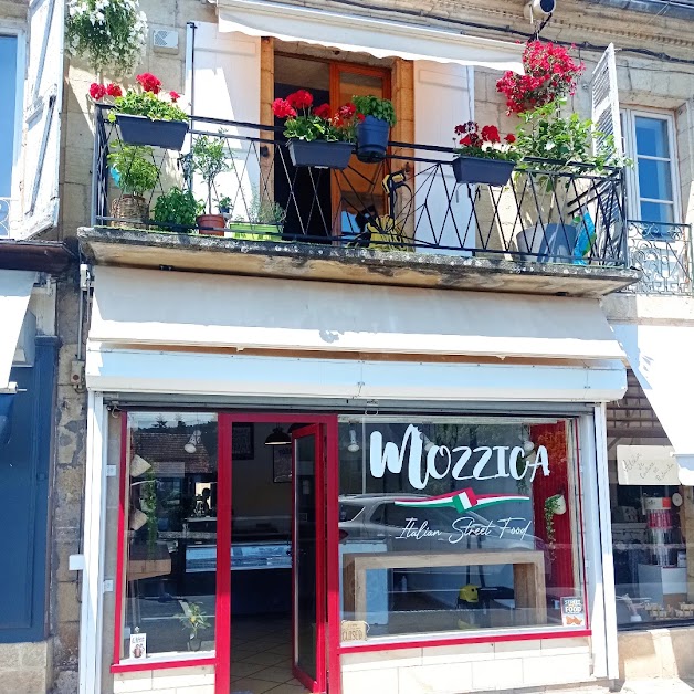 Mozzica à Montignac-Lascaux (Dordogne 24)