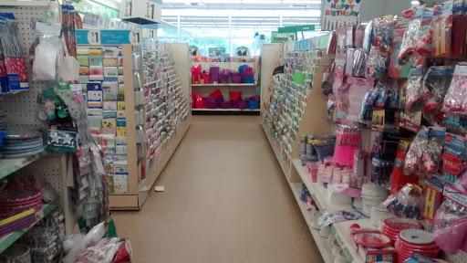 Dollar Store «Dollar Tree», reviews and photos, 1090 Revere Beach Pkwy, Chelsea, MA 02150, USA