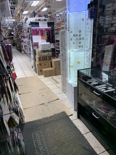 Cosmetics Store «BEAUTY PALACE BEAUTY SUPPLY», reviews and photos, 32-17 Beach Channel Dr, Far Rockaway, NY 11691, USA