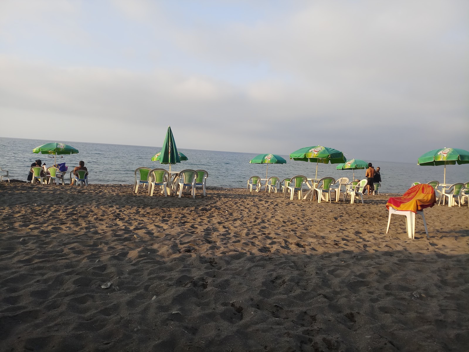 Fotografie cu Plage Souani cu nivelul de curățenie înalt