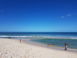 Foto von Praia da Vila mit geräumige küstenlinie