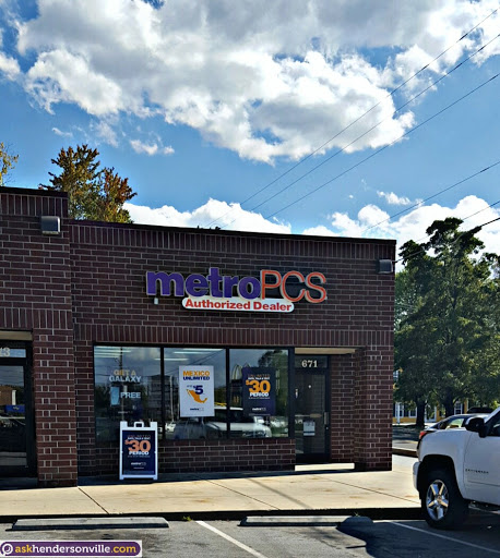 Cell Phone Store «MetroPCS Authorized Dealer», reviews and photos, 671 Spartanburg Hwy, Hendersonville, NC 28792, USA