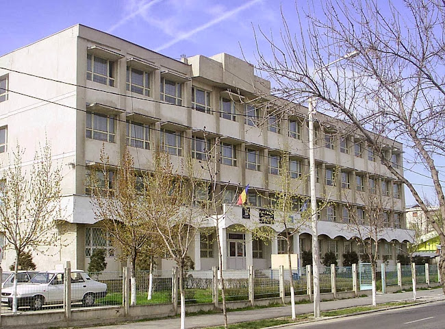 Liceul Tehnologic GEORGE BIBESCU Craiova - Școală
